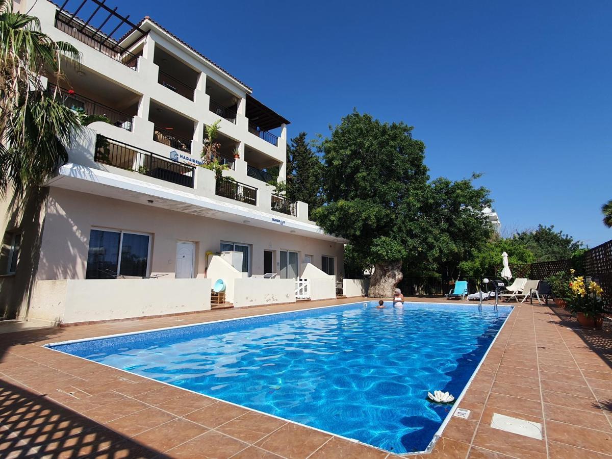 Homesweethome Paphos Exterior foto
